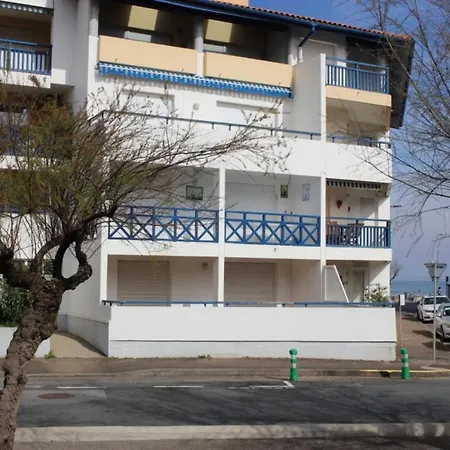 En Premiere Ligne De Apartmán